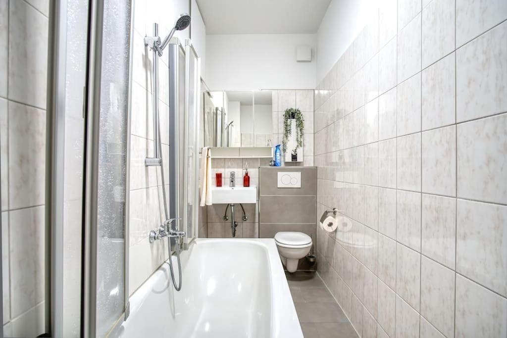 אסן Spacestays Two-Room Suite Wifi Netflix מראה חיצוני תמונה